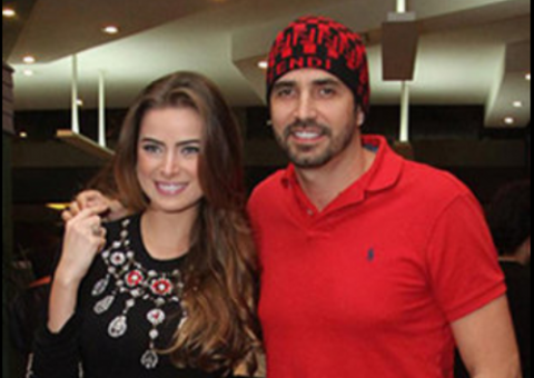 Latino pede aos convidados de seu casamento presentes de R$15 mil reais