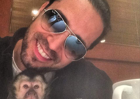 Latino deve R$ 31 mil de pensão para filho e pode ser preso