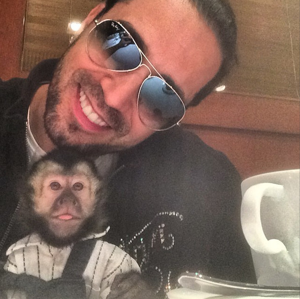 Latino deve R$ 31 mil de pensão para filho e pode ser preso