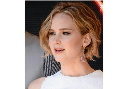 Jennifer Lawrence contata autoridades após vazamento de fotos íntimas