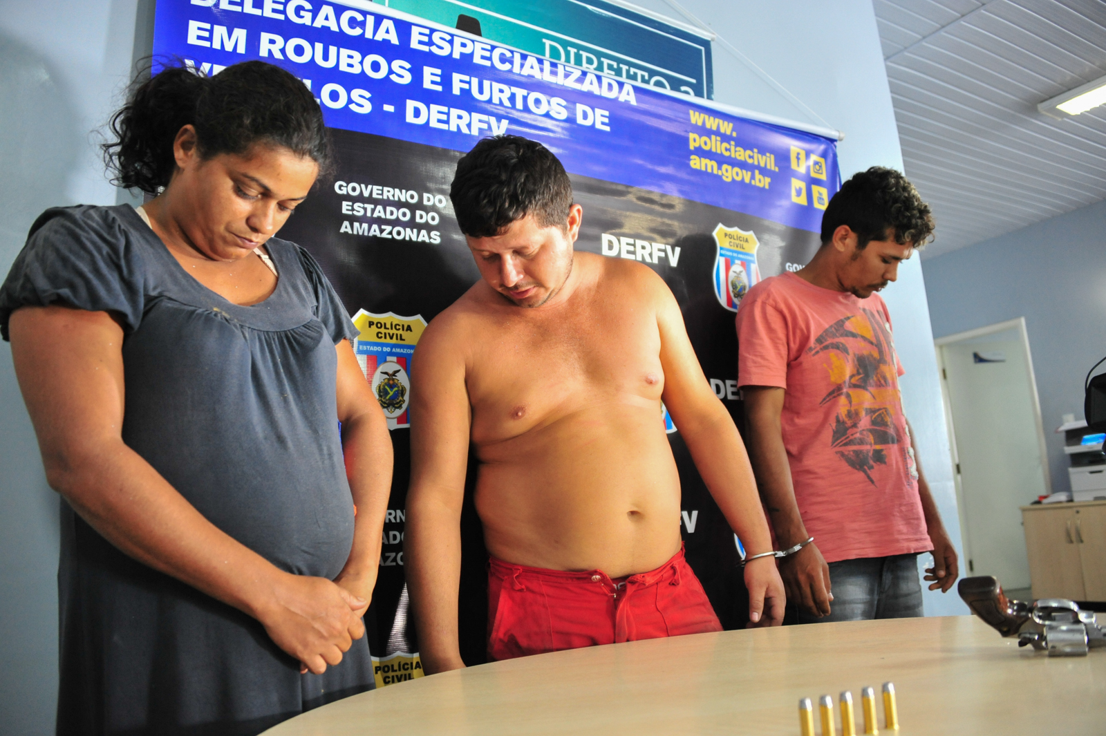 Equipe da Derfv prende quadrilha envolvida em receptação de veículos