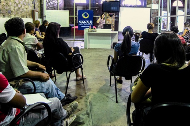 Manauscult realiza oficinas para interessados em editais de cultura