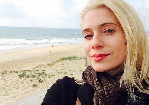  Letícia Spiller revela que é apaixonada pelo ex-marido e ainda tem esperanças