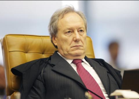 Dirceu organizou e controlou o mensalão, diz acórdão do julgamento