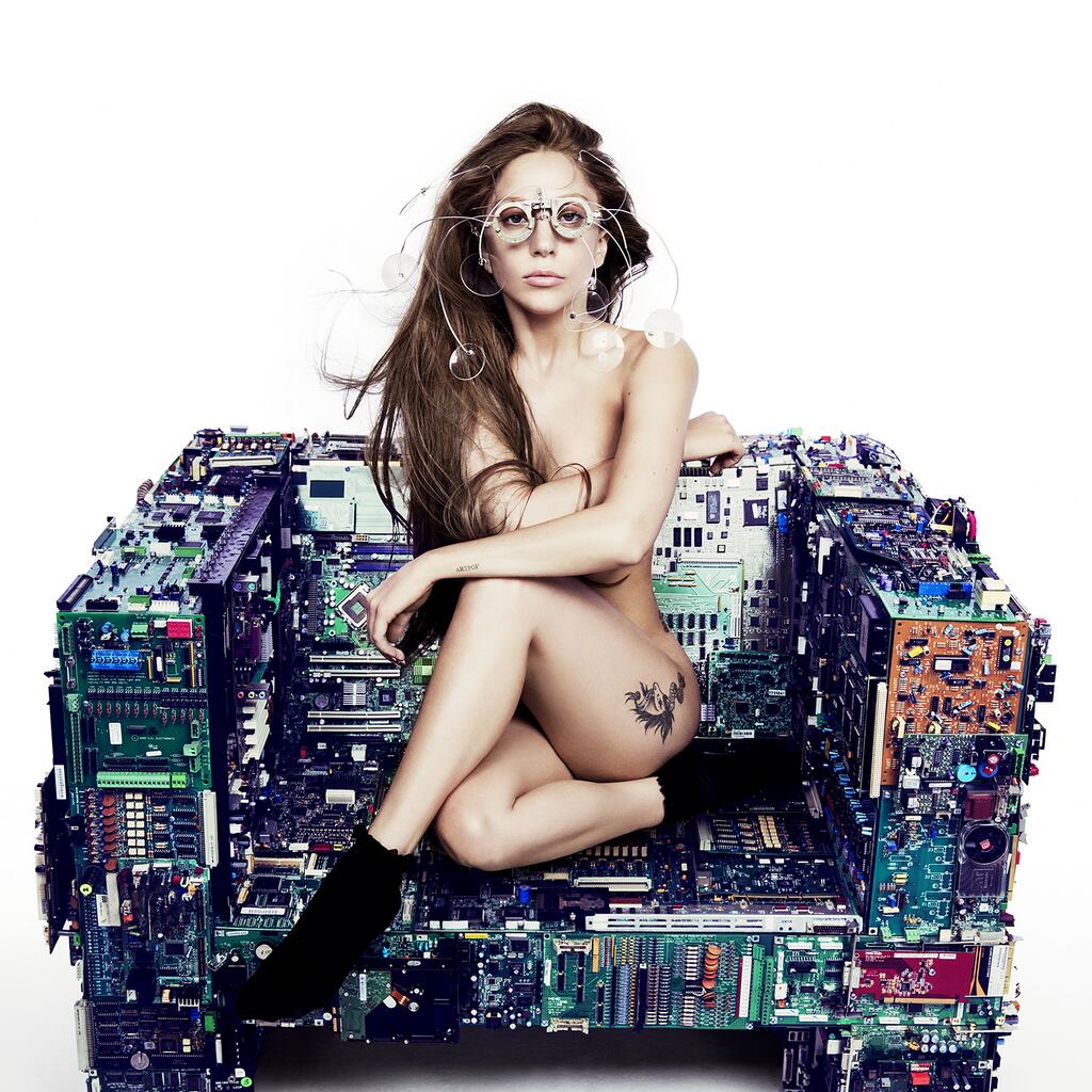 Lady Gaga pode lançar segunda parte de "Artpop"