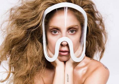 Lady Gaga divulga trecho de "G.U.Y"