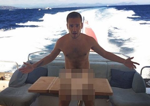  Integrante do One Direction causa frisson com foto supostamente nu