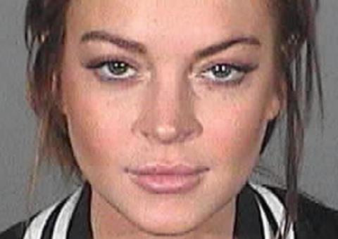 A coleção de fotos policiais de Lindsay Lohan