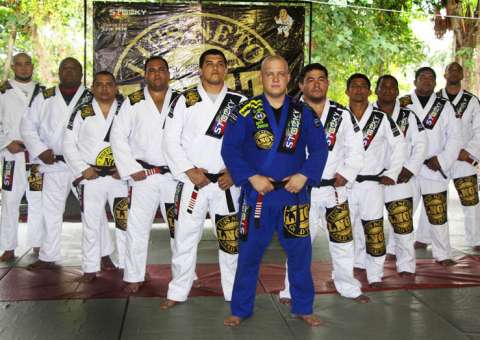 120 atletas de Jiu-Jítsu são graduados