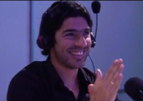 Loco Abreu chama palavrões em narração de jogo entre Uruguai e Itália