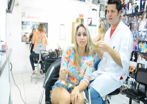 Loira pede à Globo cotas para participar do concurso Globeleza