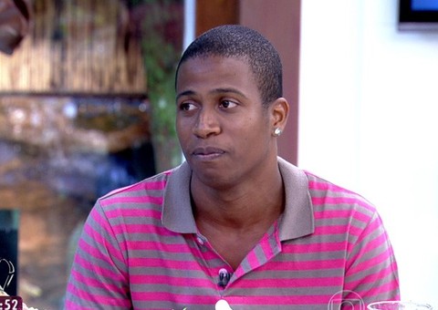 Ana Maria Braga dá alfinetada e lição de moral em Luan do BBB 15