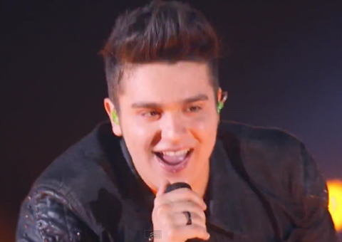 Luan Santana divulga mais um vídeo do novo DVD