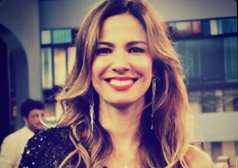 Luciana Gimenez mostra calça apertada e dispara: "Explodindo"