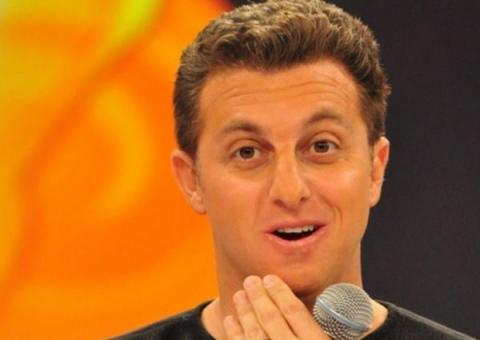 Luciano Hulk é acusado de incentivar turismo sexual