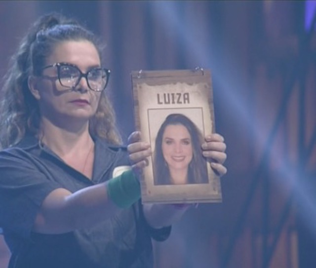 A Fazenda: Luiza Ambiel vence a prova do fazendeiro e está fora da roça