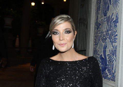 Luiza Possi confessa que ficou com Fiuk em casamento