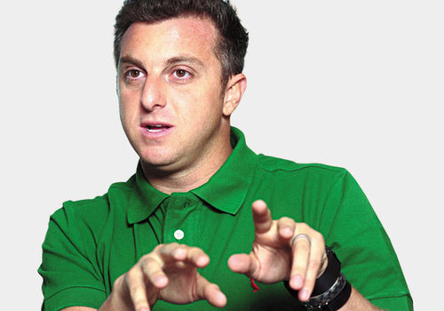 Luciano Hulk critica torcida brasileira