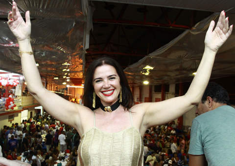 Irmão retira ação contra Luma de Oliveira