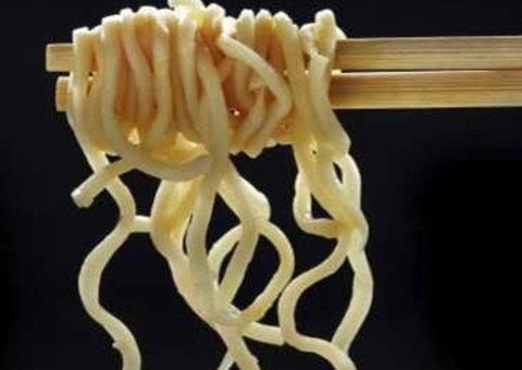 Restaurante coloca droga no macarrão para "fidelizar" clientes