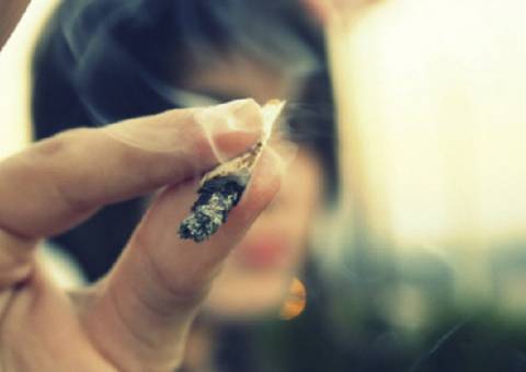 Pesquisa americana indica que usar maconha na adolescência diminui o QI