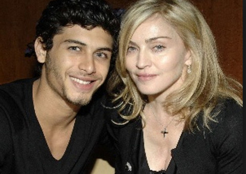 Madonna deve passar o Réveillon no Brasil com Jesus Luz