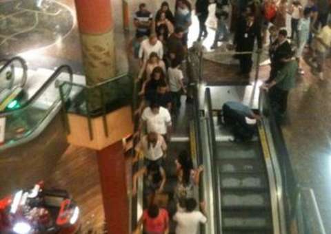 Sem escada rolante, cliente do Manauara fez exercício na terça