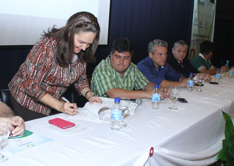 ESPI inicia movimento para formar rede de escolas de governo