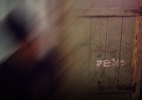 Jovem é encontrado enforcado e desta vez as suspeitas não são de um coração partido