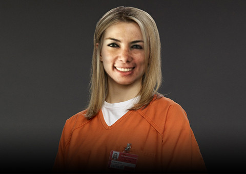 Marcelaine já usa o uniforme da cadeia e se prepara para ir para o presídio na BR-174