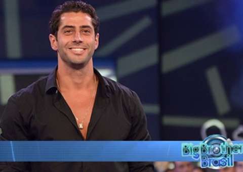 Forte manifestação dos fãs de Marcelo