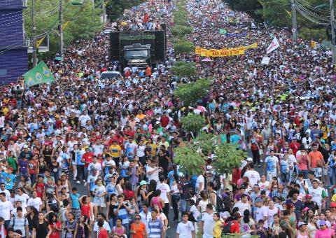 "Marcha para Jesus" reúne 300 mil pessoas em Manaus