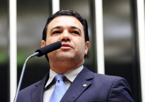 Marco Feliciano diz que Caetano Veloso tem pacto com o Diabo