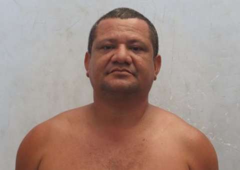 Com documentos falsos, dupla tenta fazer empréstimo de R$ 16 mil e é presa