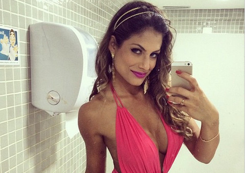 Panicat causa revolta ao xingar Bruna Marquezine nas redes sociais