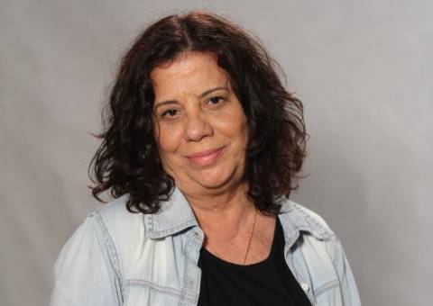 Atriz da Globo conta com ajuda de amigos para sobreviver