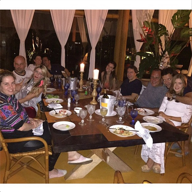 Marina Ruy Barbosa mostra pela primeira vez foto com novo namorado