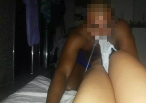 Marinha investiga fotos de militares fazendo sexo dentro da corporação