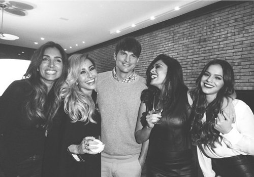Ashton Kutcher faz sucesso com as atrizes brasileiras
