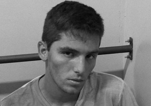 Policiais fazem passeata após menor de 17 anos que matou PMs ser morto