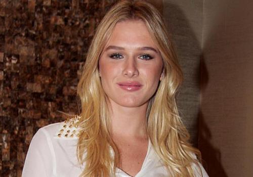 Fiorella Mattheis é atingida por bala de borracha