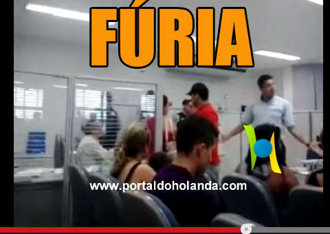 Homem tem dia de fúria após esperar duas horas em Banco de Manaus