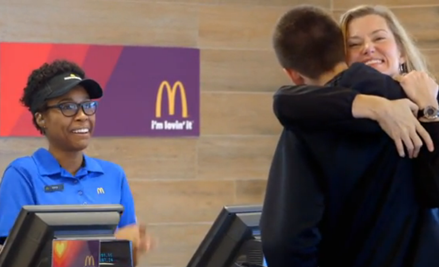 McDonald's vai aceitar 'amor' como forma de pagamento 