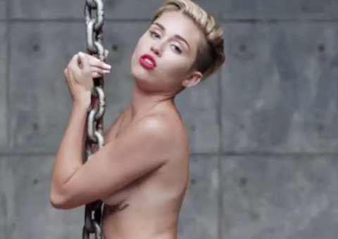 Polêmica, Miley Cyrus aparece nua em novo clipe