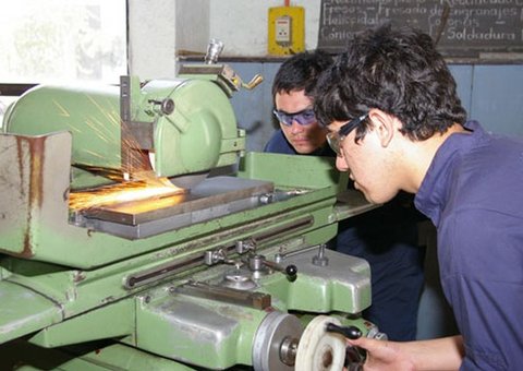 UEA abre inscrições para especializações na área de tecnologia