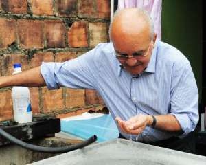 O dia em que Melo dormiu com os porcos