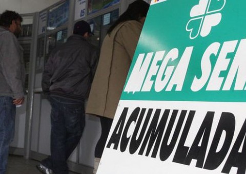 Mega-Sena acumula e sorteia R$ 67 milhões nesta sexta