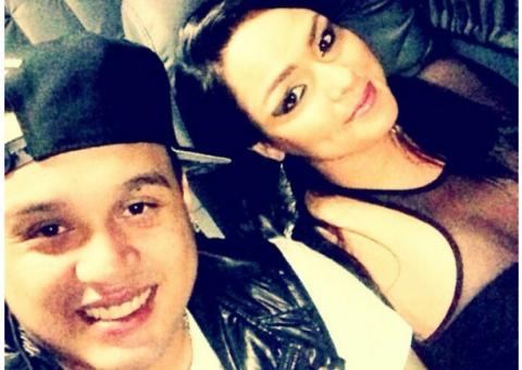 Mulher Melancia fica noiva e ganha aliança com 245 brilhantes