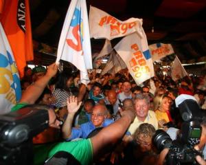 Melo ganha musculatura