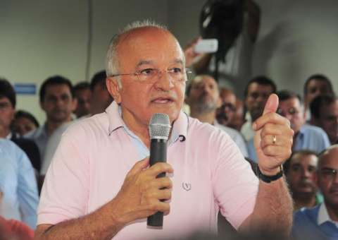  Melo inaugura porto e anuncia investimento de  R$ 400 milhões em iranduba